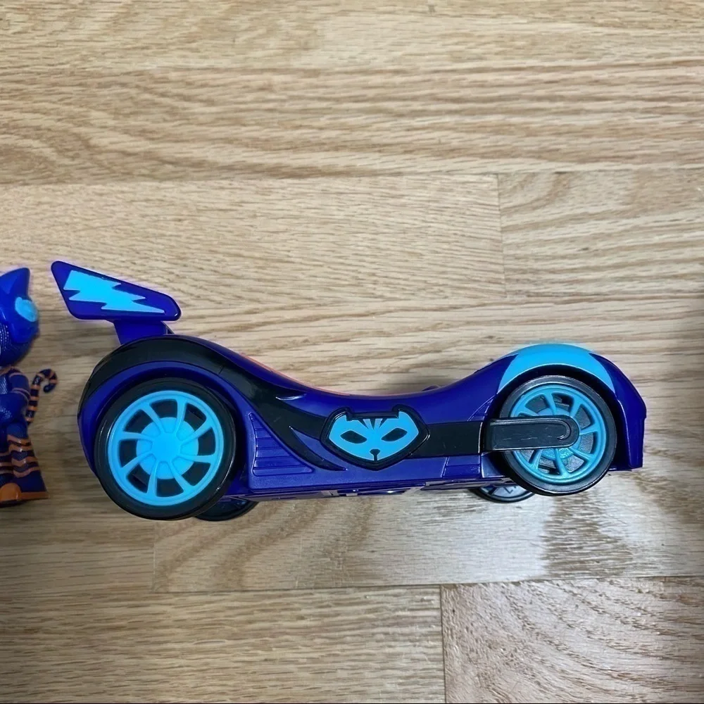 PJ Masks Race Into the Night Cat Car Toy Kids Nickelodeon Blue